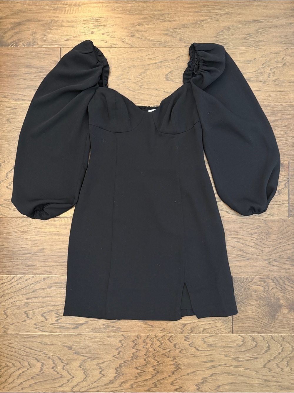 Aritzia Wilfred Novella Dress Black Puff Sleeve Mini Size 4 - Picture 2 of 11